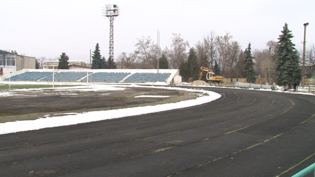 Pe un stadion din orașul Bălți a fost găsit un obuz din perioada celui de-al doilea Război Mondial