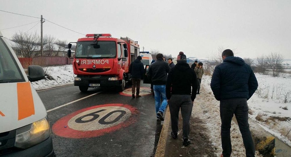 Un microbuz din Republica Moldova, cu pasageri la bord, implicat într-un accident la Vaslui. O persoană a murit și trei au fost rănite