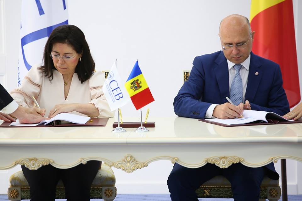 Acord de împrumut – semnat: Vor fi achiziționate 180 de ambulanțe