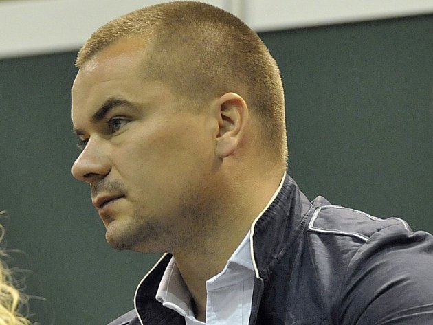 Dalík přijel k ruzyňské věznici, nastoupí do vězení