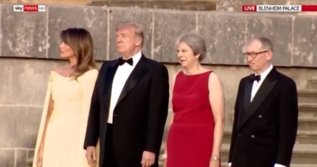 Donald Trump a ajuns în Marea Britanie. Președintele SUA a fost întâmpinat cu proteste masive