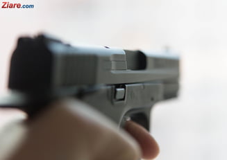 Un tânăr de 20 de ani, împușcat la o piscină din Hâncești. Proprietarul centrului de odihnă și un polițist, reținuți