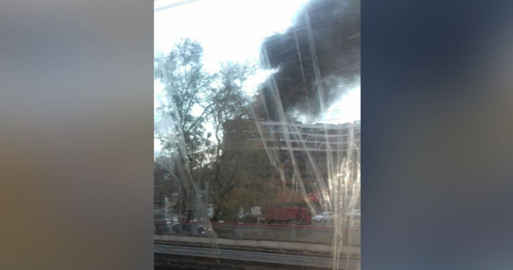 В Москве горит бывший завод "Серп и Молот"