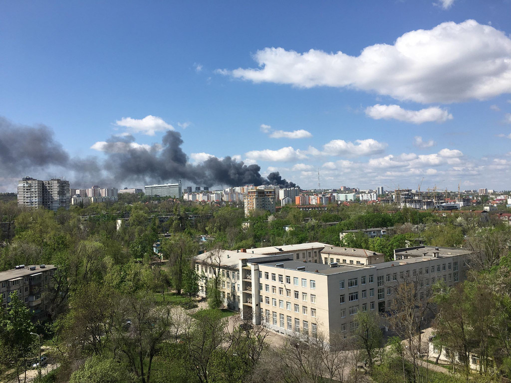Ministrul Gaburici cere reacții imediate în cazul incendiilor de astăzi, din Capitală