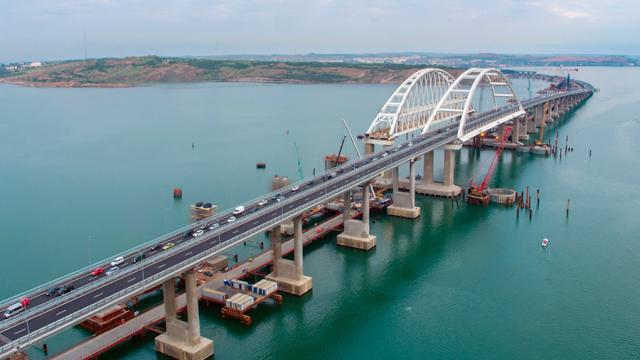 На Крымском мосту зафиксирован рекордный трафик
