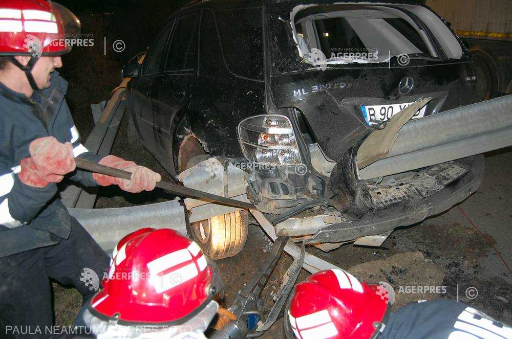 Zece mașini avariate, după un accident în Constanța
