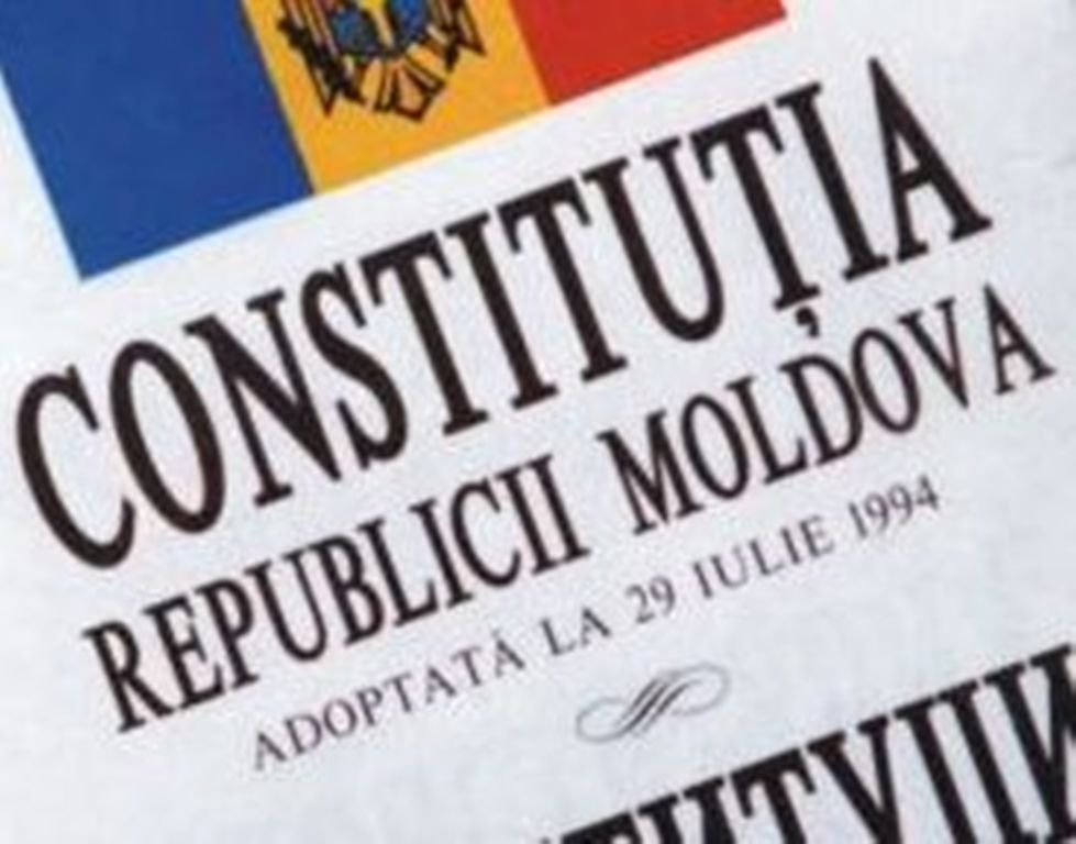 Comisia juridică urmează să elaboreze proiectul de lege privind modificarea Constituției, la inițiativa PD
