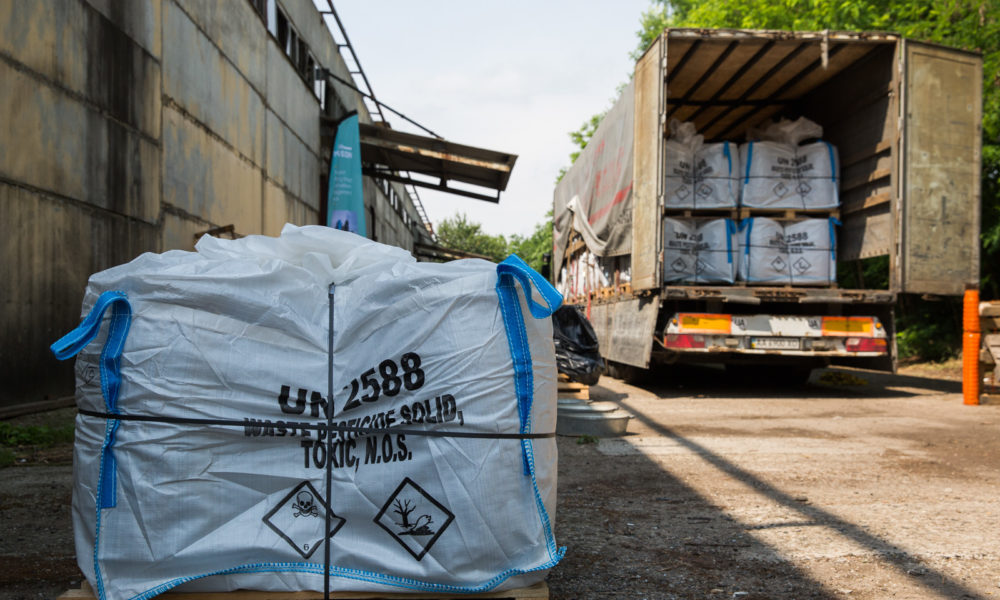 Ultimul lot de pesticide colectate în cadrul proiectului NATO a fost evacuat de pe teritoriul Republicii Moldova