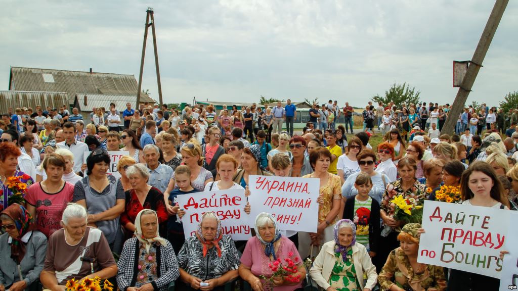 Ucraina vrea ca Rusia „să răspundă” pentru doborârea zborului, soldat cu aproape 300 de morți