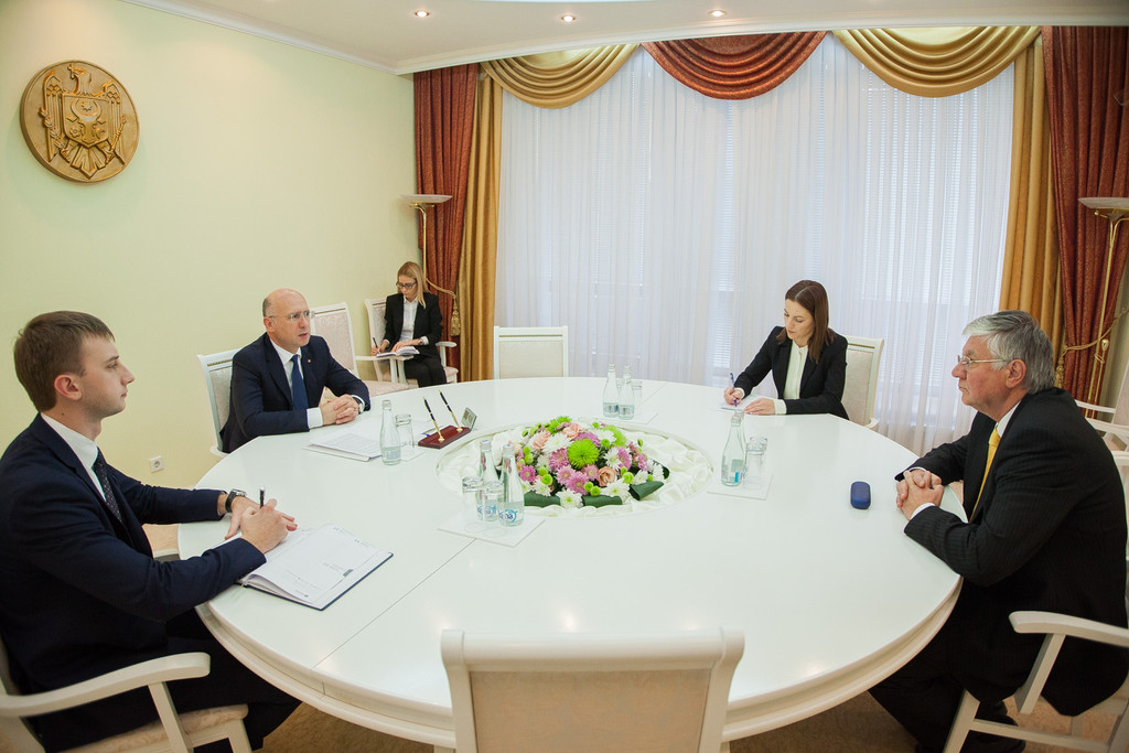 Pavel Filip a discutat cu noul Ambasador al Ungariei în R. Moldova. Discuțiile au vizat continuarea relațiilor de cooperare