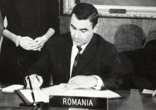 Fost ministru de Finanțe, găsit mort în casă