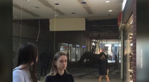 В Калининграде в ТРЦ "Европа" обвалился потолок