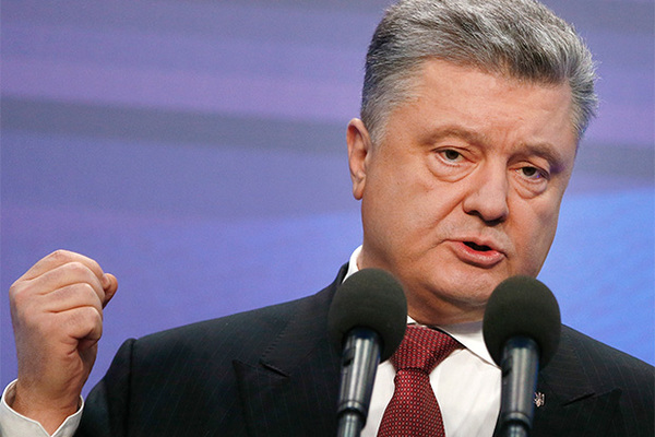Москву основали опрометчиво: Порошенко позвонит Вселенскому патриарху