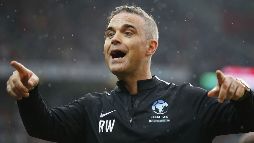 Robbie Williams, „fericit și încântat” să cânte în deschiderea Cupei Mondiale de fotbal 2018