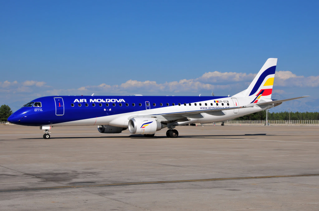 Aeronavă Air Moldova, întoarsă pe Aeroport la scurt timp după decolare // A fost depistată o fisură în parbriz