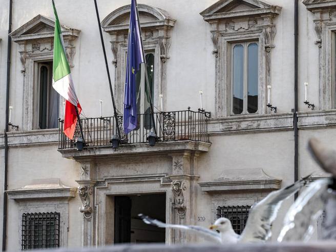 Manovra: Conte, ridurremo debito, riforme già nel 2019