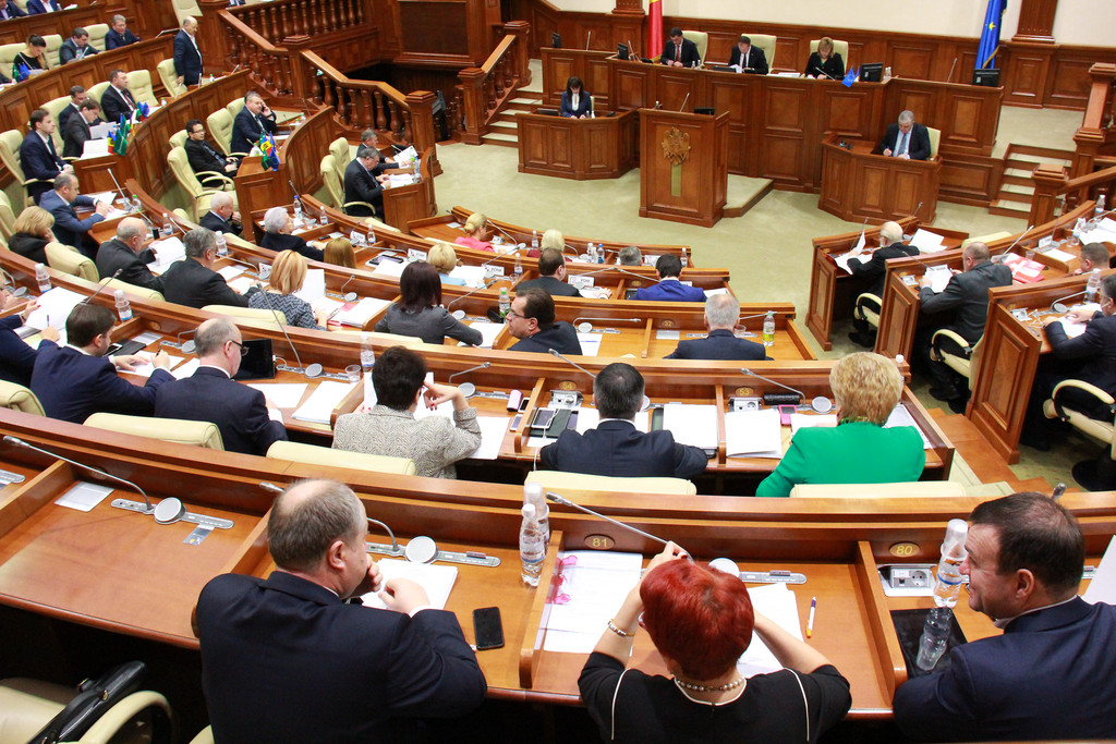 Potențială NORĂ a vicepremierului Iurie Leancă a devenit CONSILIERA sa!