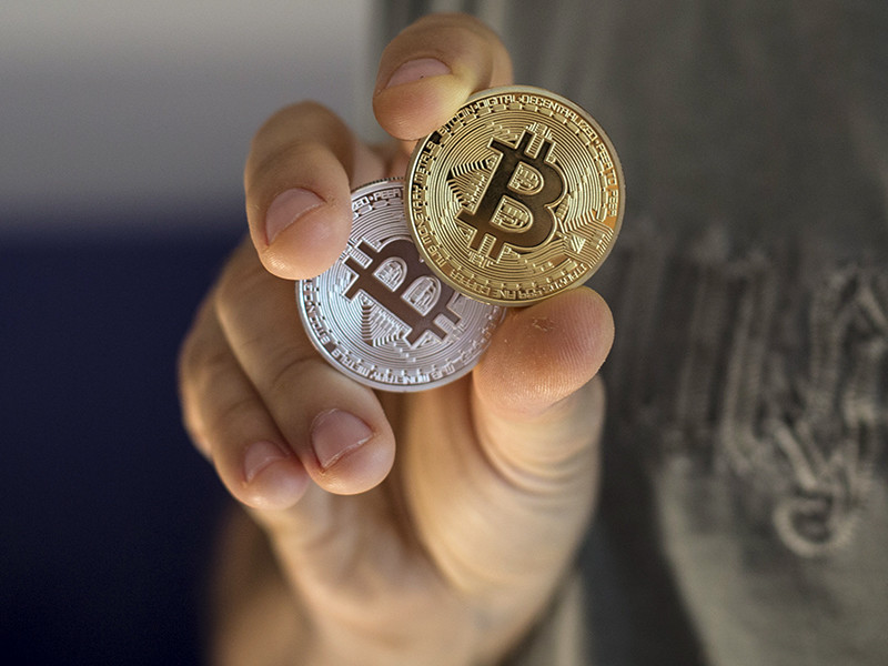 Минфин предложил ограничить продажу биткоинов частным лицам