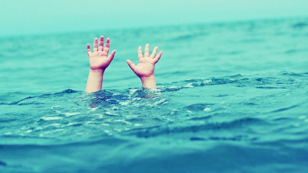 Tragedie într-o familie din Fălești: O fetiță de cinci ani s-a înecat într-un bazin de acumulare