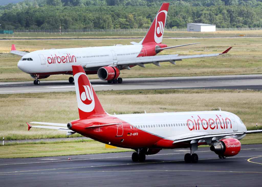 Air Berlin a anulat aproximativ 100 de zboruri