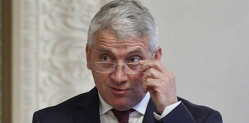 Tăriceanu și-a delegat atribuțiile la conducerea Senatului, în perioada 9-11 iulie